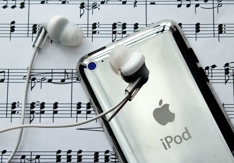 Apple прекращает производство iPod