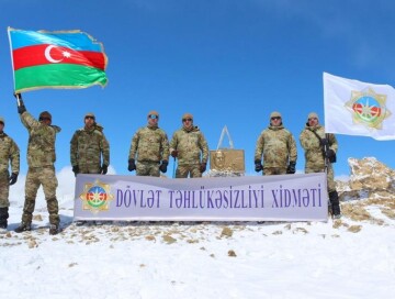 Сотрудники СГБ совершили восхождение на «Пик Гейдара» (Фото)